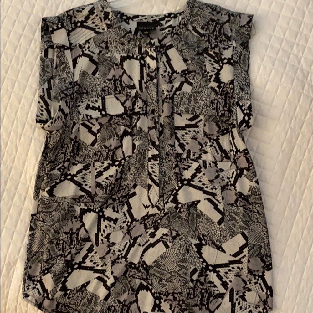 Trouve Tunic top